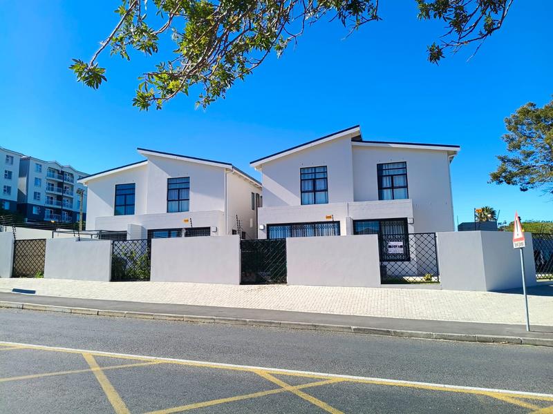 3 Bedroom Property for Sale in Ridgeworth Western Cape